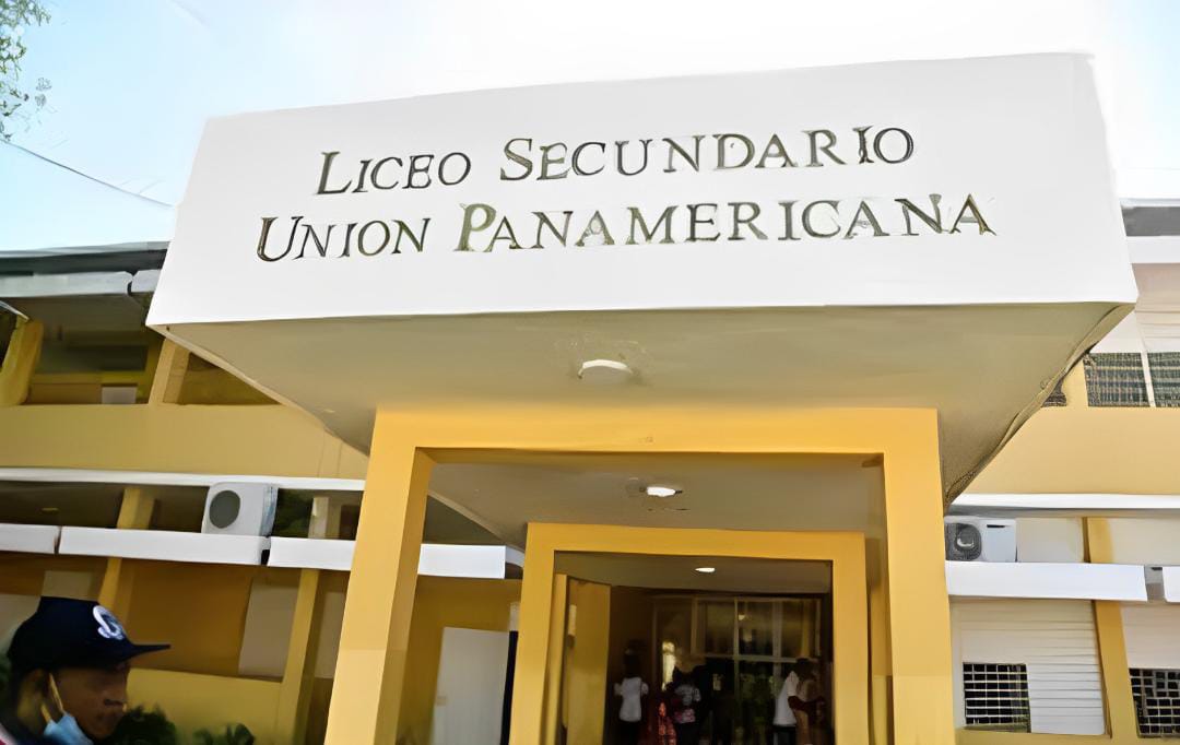 Estudiantes del Liceo Unión Panamericana