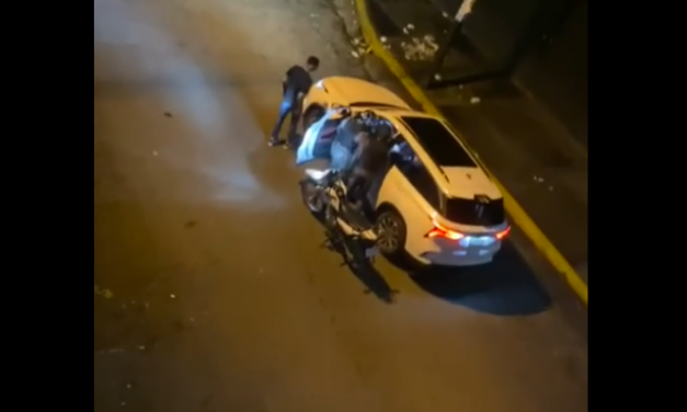 Policía detiene a raso implicado en asalto junto a civil en Santiago