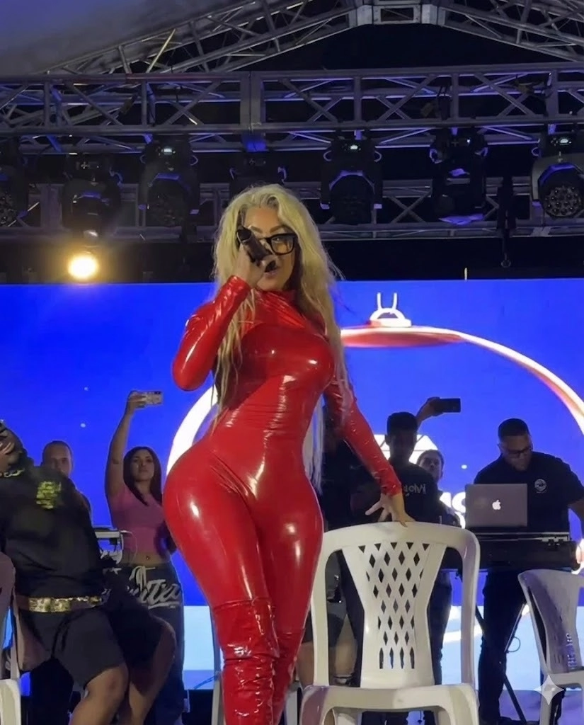 Yailin La Más Viral provoca euforia total en concierto de Cristo Rey 2