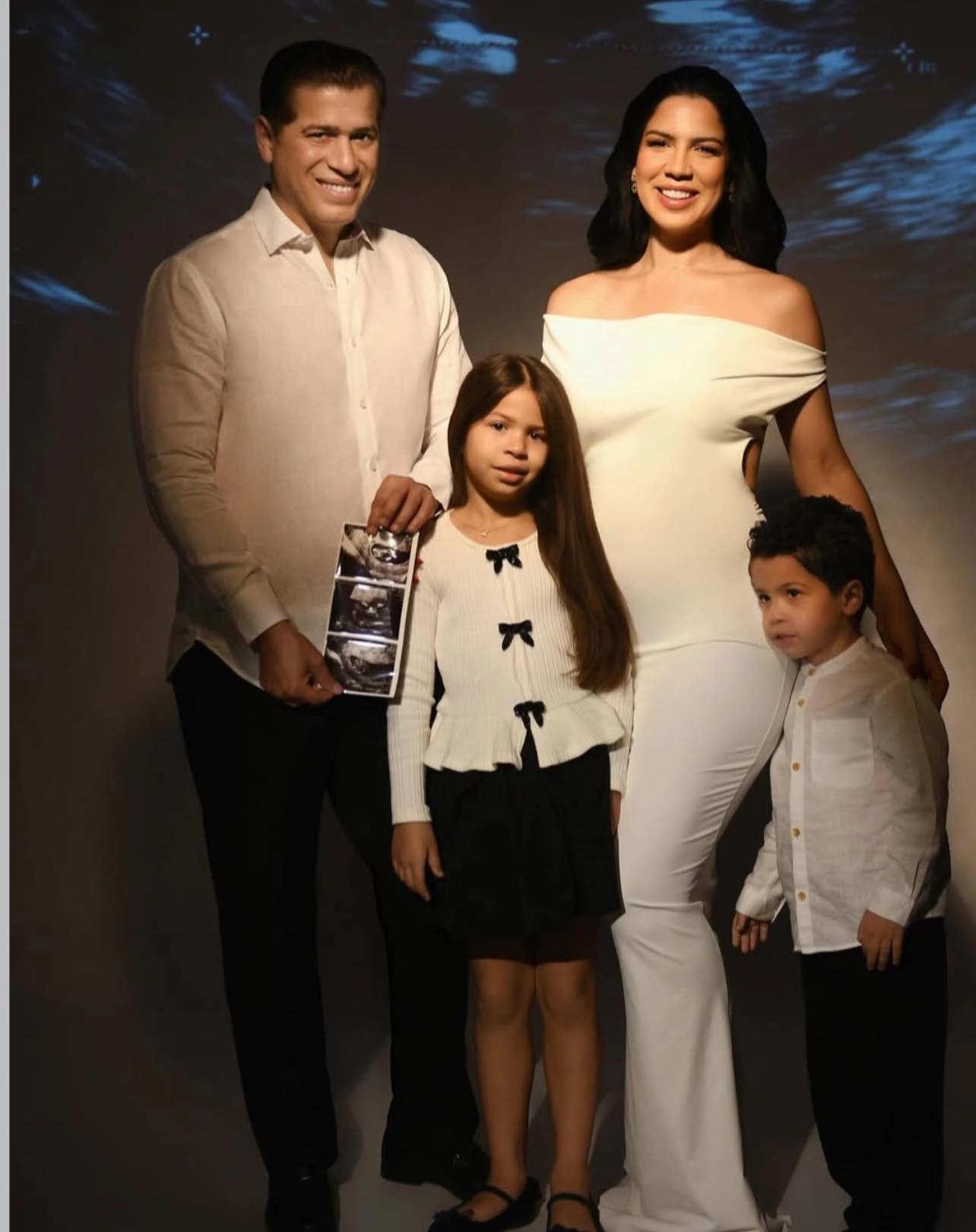 Yubelkis Peralta y su familia Yubelkis Peralta y su familia