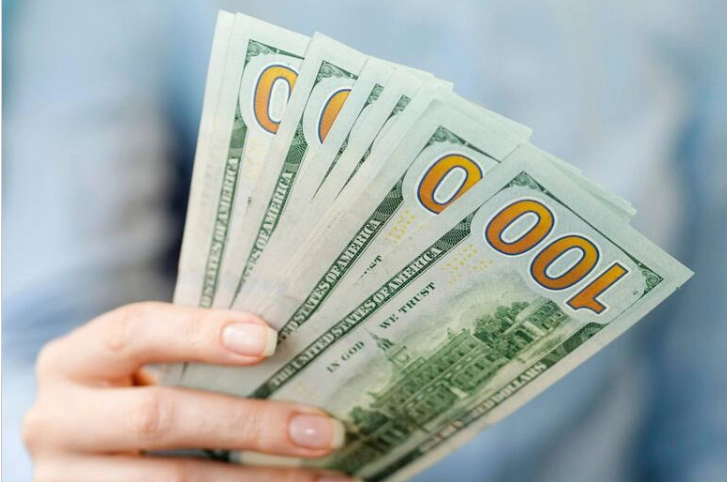 dolares americanos