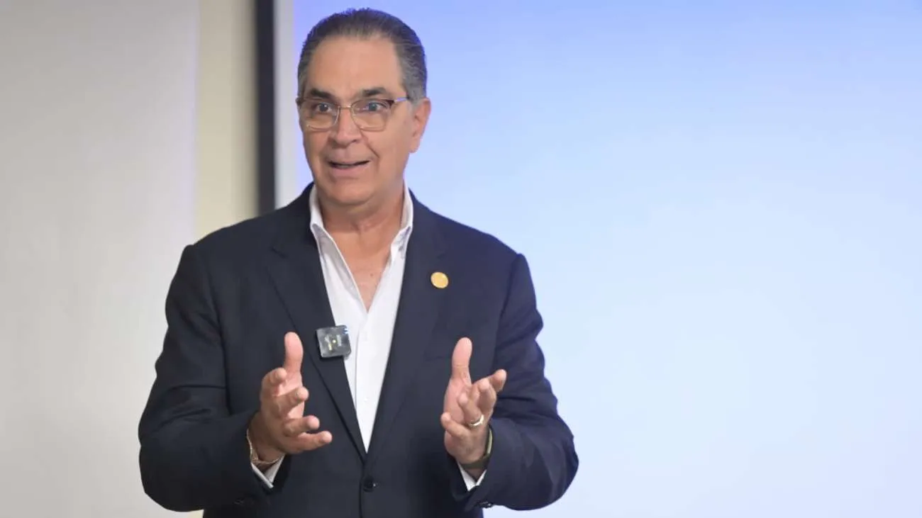 imagen de santiago hazim