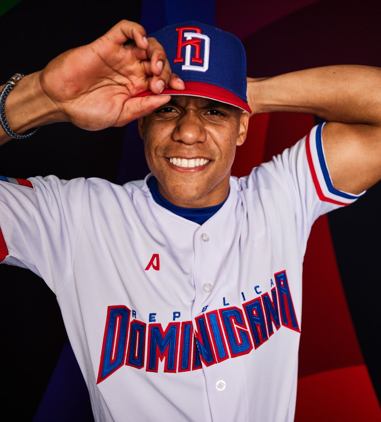 juan soto con uniforme de rd