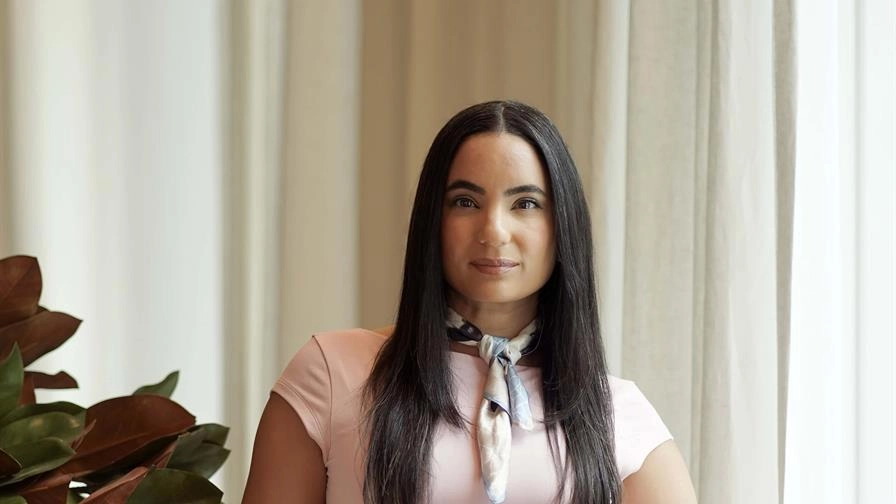 la reconocida dominicana Pamela Zapata