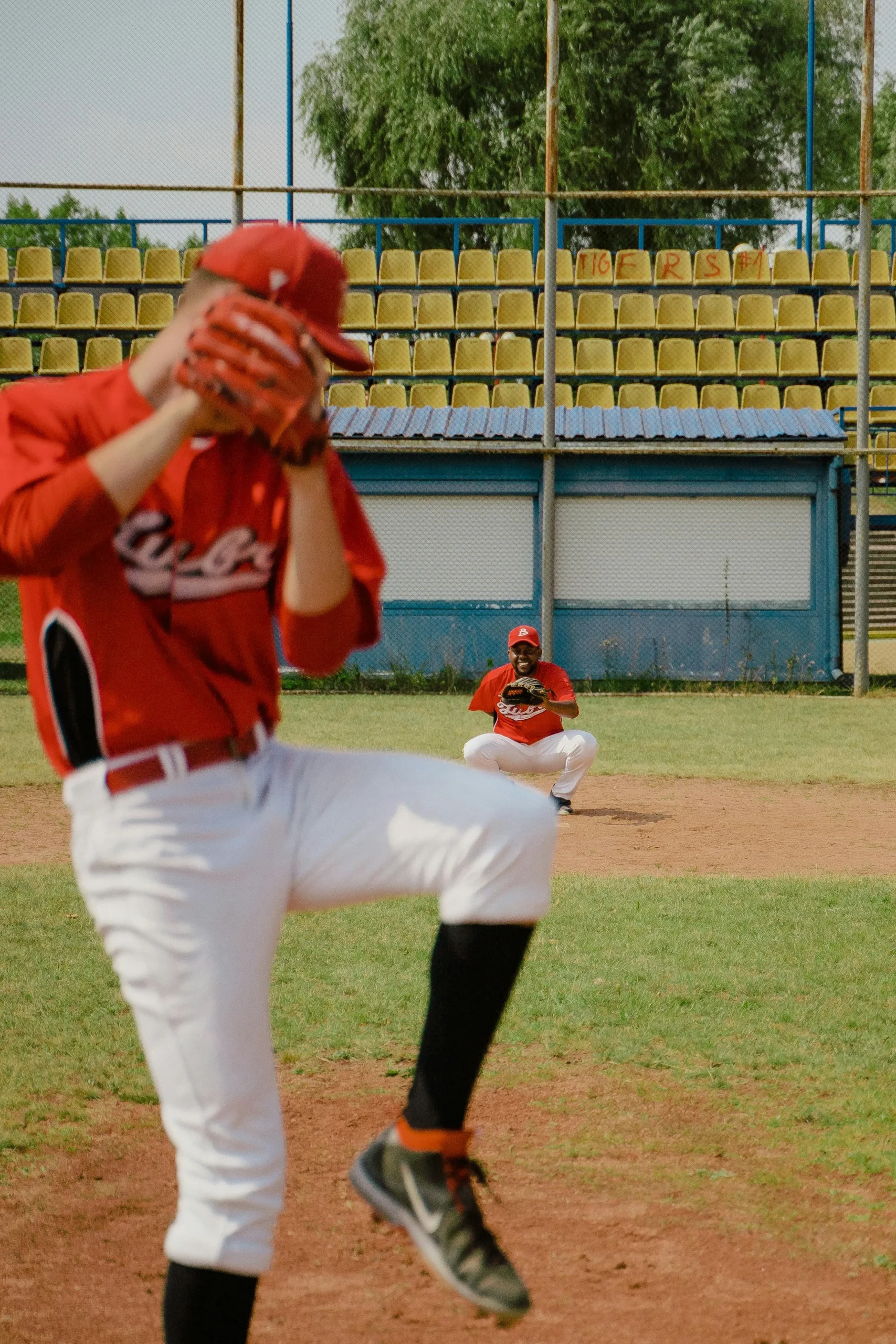 <a href="https://www.pexels.com/es-es/foto/hombre-lanzando-una-pelota-de-beisbol-5184700/"> Foto de Tima Miroshnichenko </a>