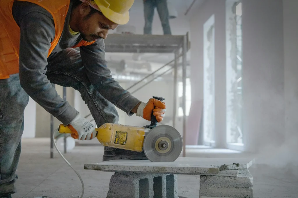 Cómo trabajar en construcción en Estados Unidos: requisitos y seguridad — imagen 3