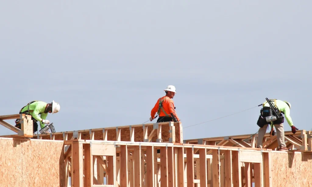Cómo trabajar en construcción en Estados Unidos: requisitos y seguridad — imagen 1