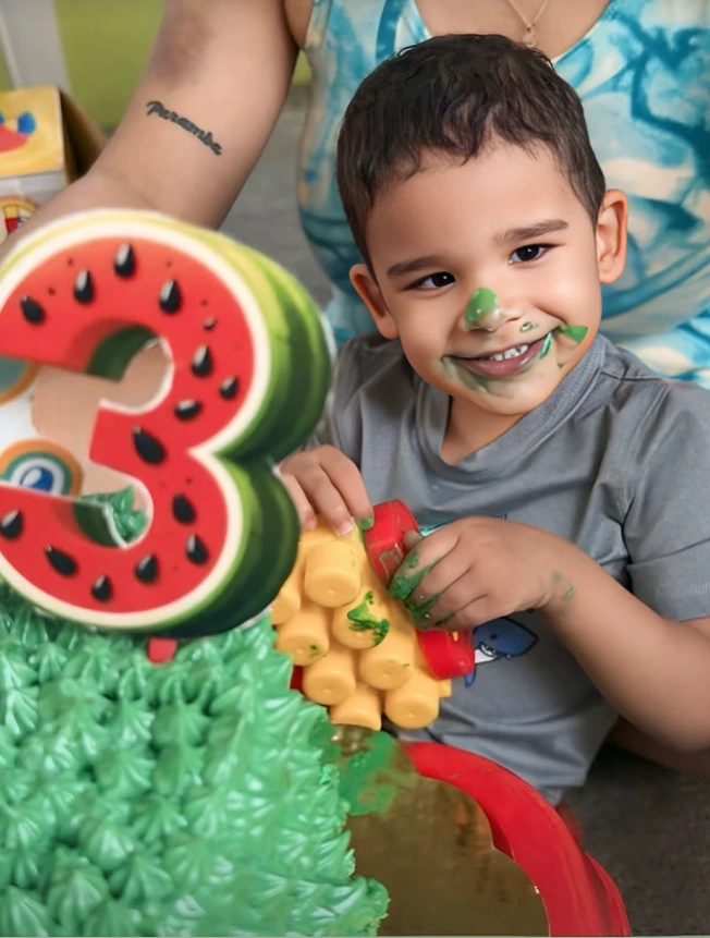 Hijo de Artista urbano Johan Pavel Domínguez Alcántara