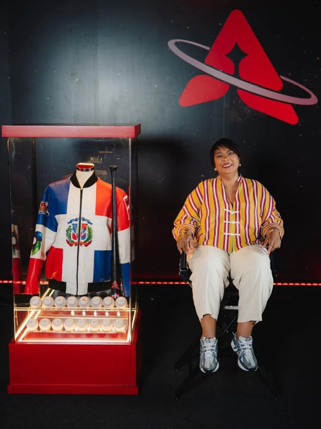 Doña Ada, madre de Santiago Matías, en Planeta Alofoke