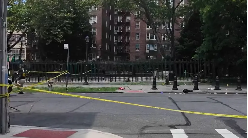 Vecinos del Bronx reclamaron más presencia policial y programas de prevención para combatir la violencia juvenil en la zona