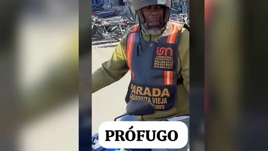 Ramón Elías Ureña Hernández, motoconchista señalado como presunto matador de José Osvaldo Silverio Polanco. El hombre está prófugo.