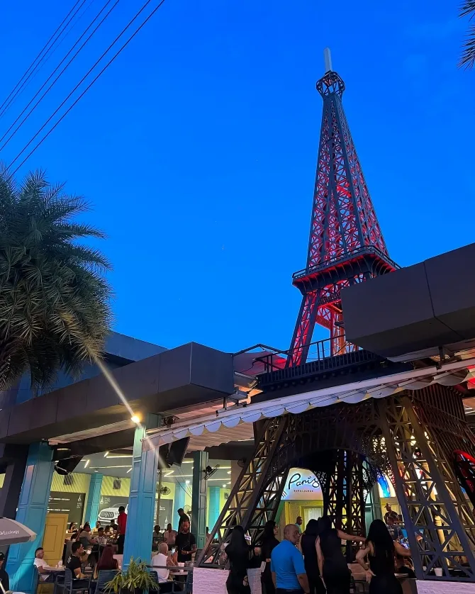 Paris Bar & Lounge / Paris Auto Spa