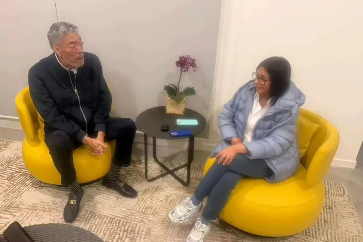 Miguel Rodríguez y Delcy Rodríguez