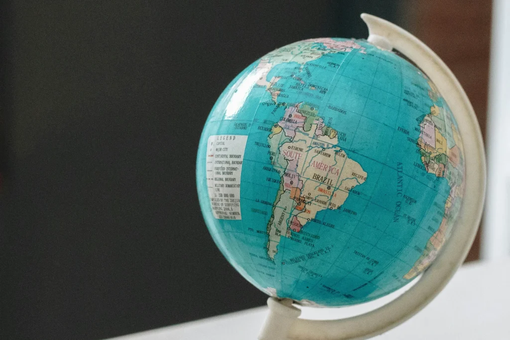 Viajero dominicano planificando un recorrido por Suramérica — imagen 1