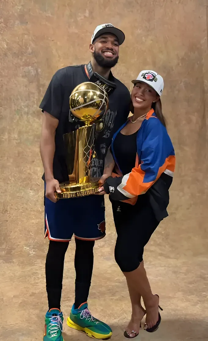 Karl-Anthony Towns y su prometida