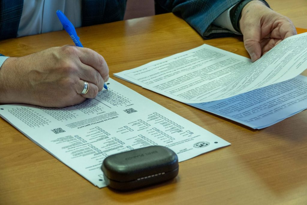 Green Card: quiénes deben esperar el proceso fuera de Estados Unidos — imagen 8