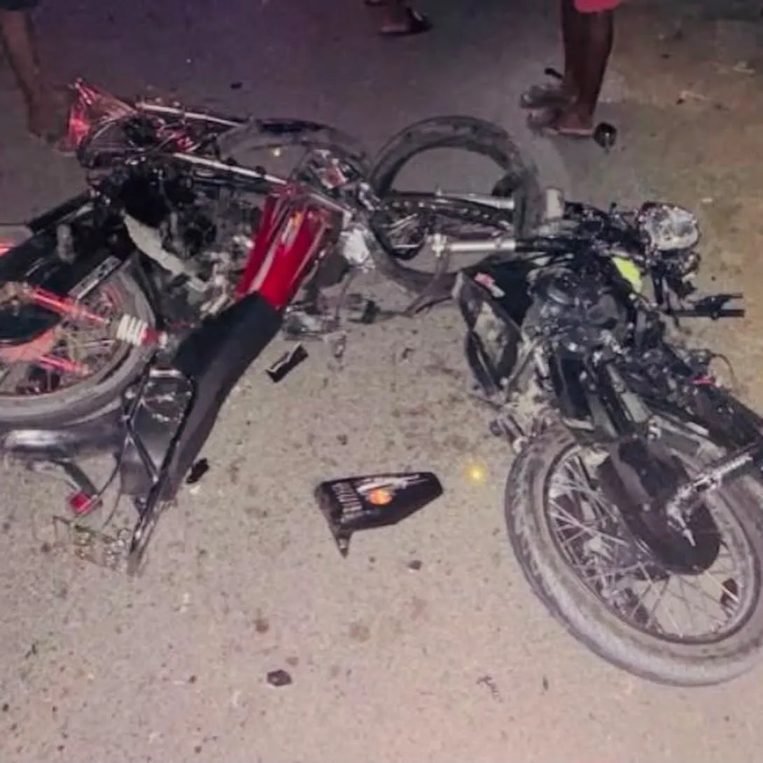 Una de las motocicletas involucradas
