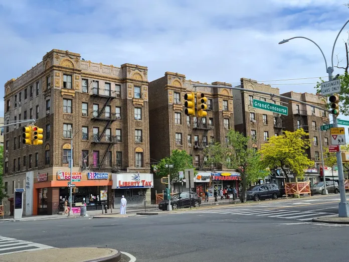 la avenida Grand Concourse