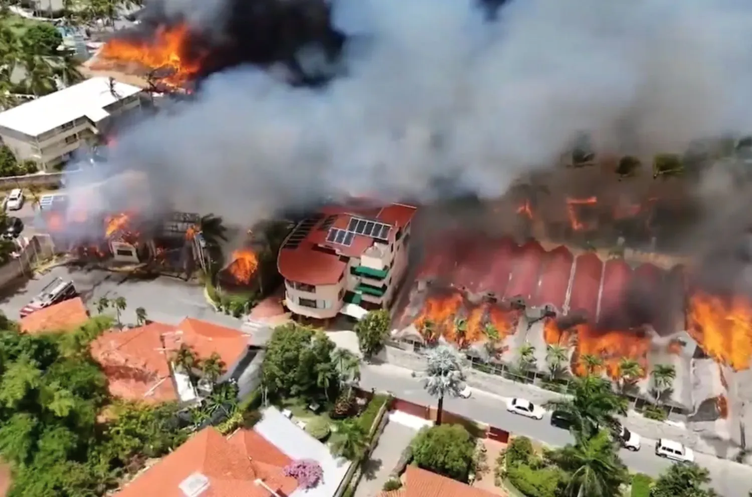 Viva Dominicus Beach durante el incendio