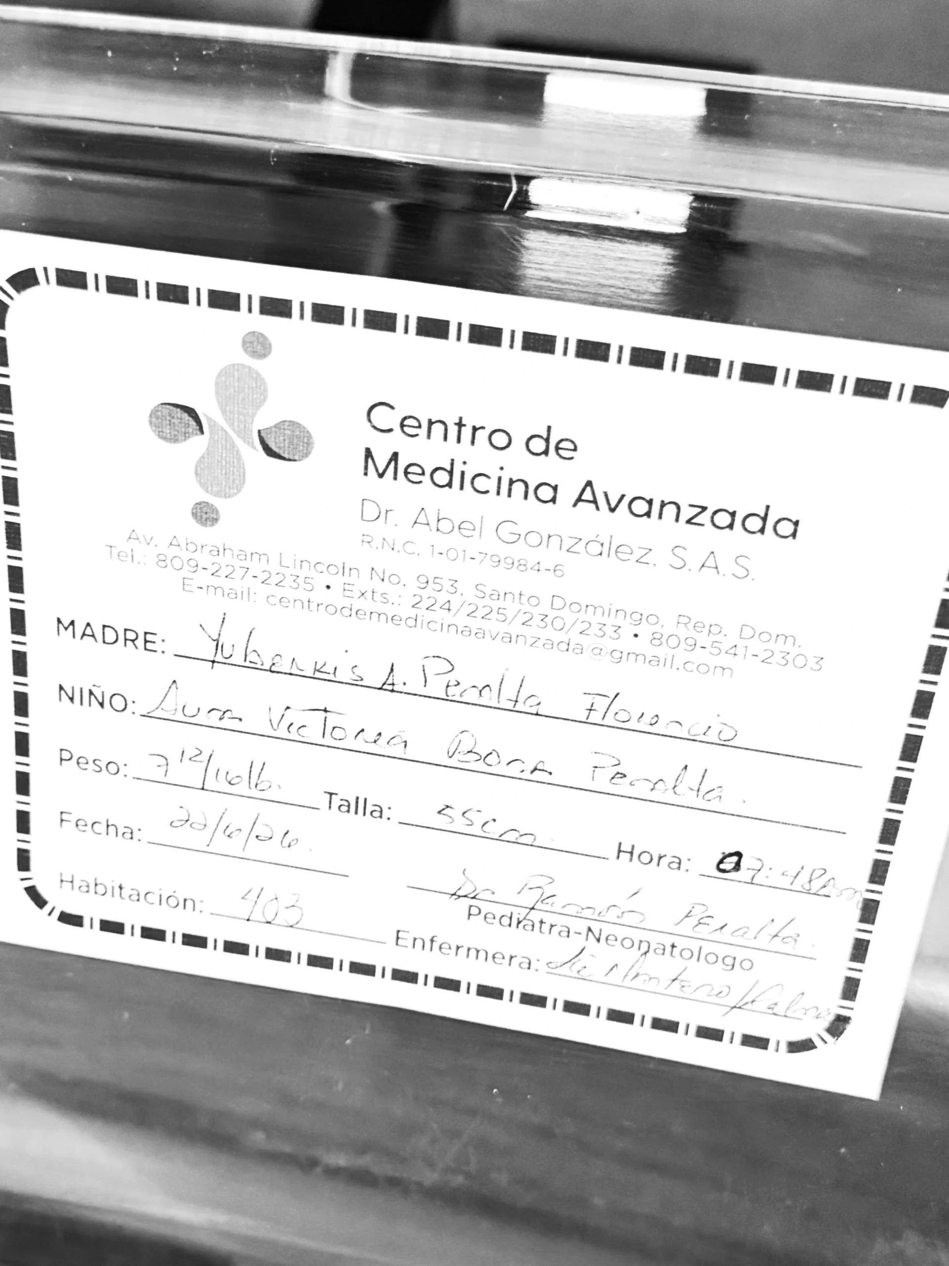 Imagenes del nacimiento de su tercer hijo