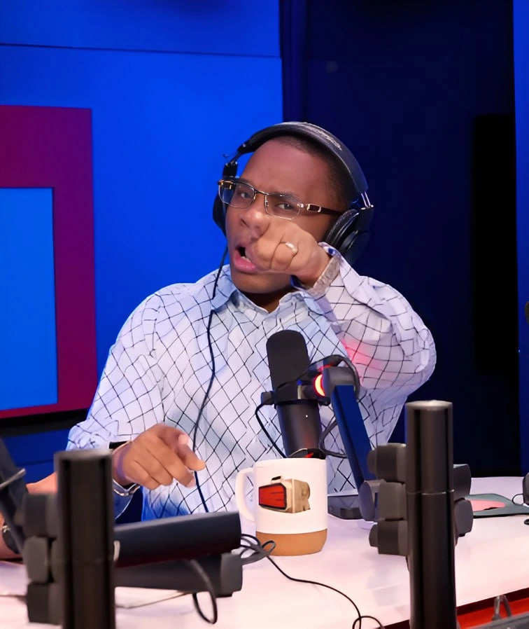 Comunicador Ramon tolentino