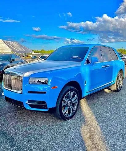 Yesenia Then revela destino del Rolls-Royce donado por El Alfa: será para construir nuevo templo