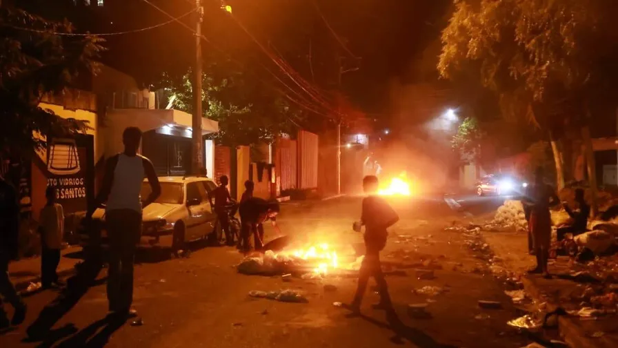 La entrada donde vivía el joven Darlin Mercado Reyes en Herrera tras su muerte.