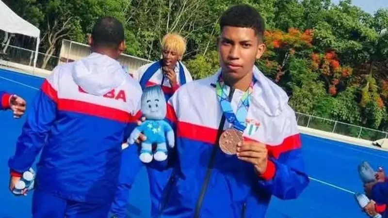 Moisés David Torres Puig, natural de Las Tunas y elegido mejor guardameta del campeonato nacional en 2024, abandonó la delegación.