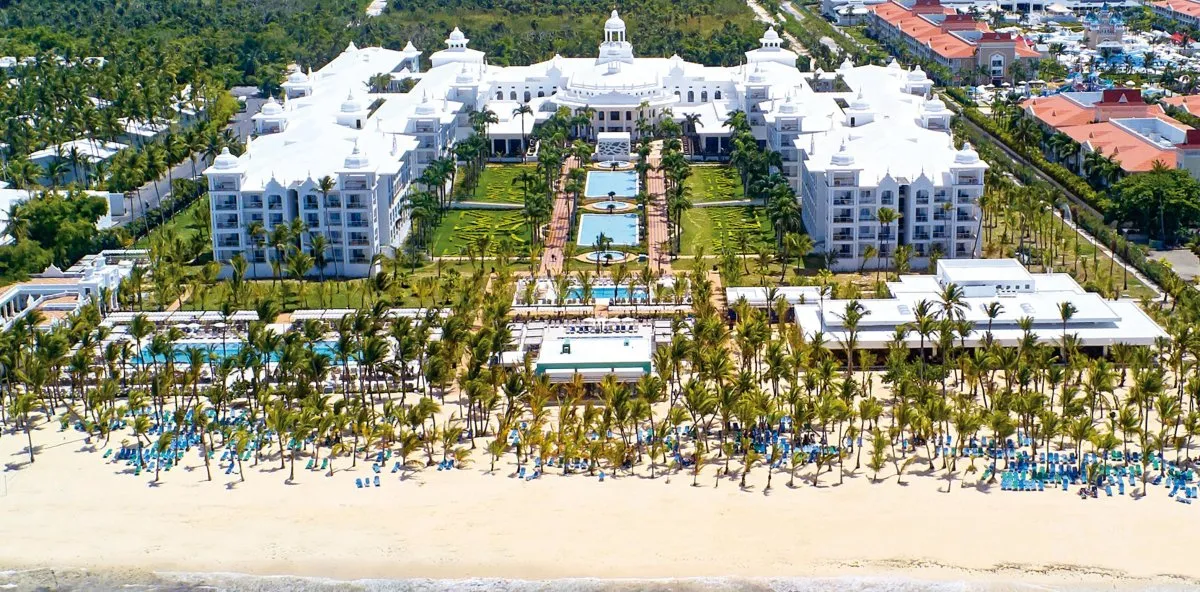 RIU