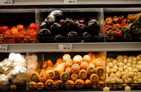 Vegetales en una tienda de alimentos