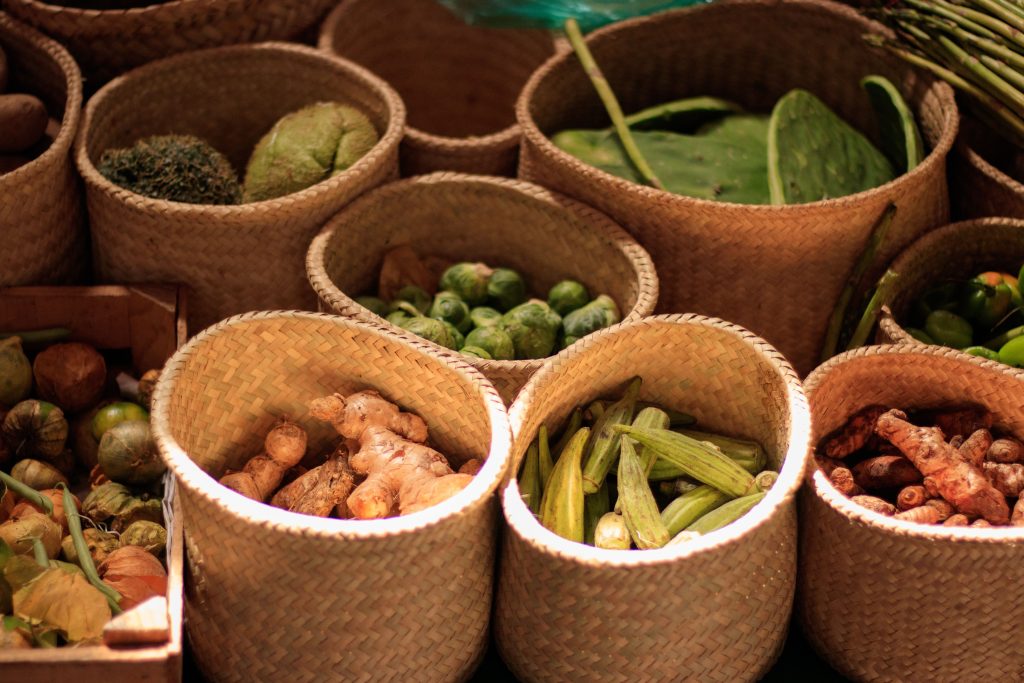 Productos frescos en un mercado mexicano