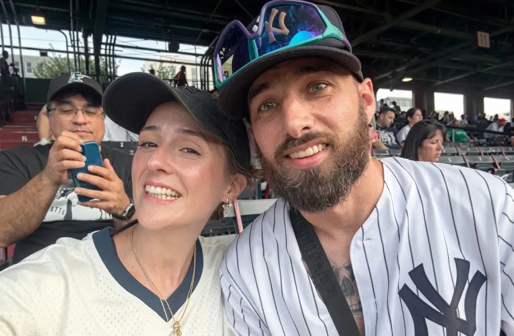 Dominick Bianchi y su esposa, Julianna Zyra, en una fotografía sin fecha.