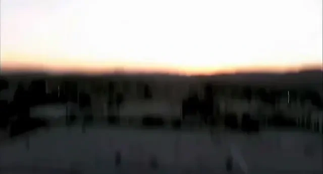 Una de las ultimas imagenes antes de impactar la aeronave contra el terreno