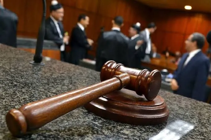 Tribunal