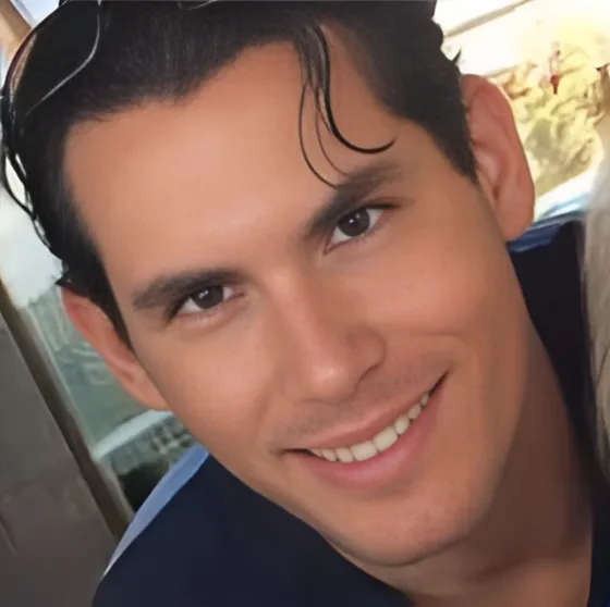 Hernán Espínola Roques