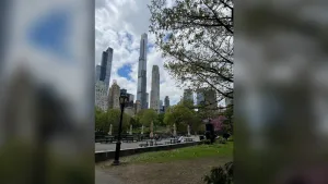 Policía busca a hombre por denuncia en Central Park de Nueva York