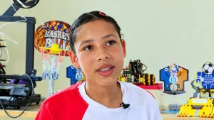 Niña dominicana de 15 años gana beca para viajar a la NASA